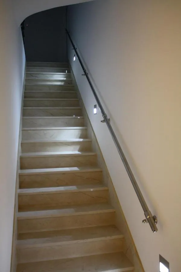 Vila White Trogir 3*,  Kroatien