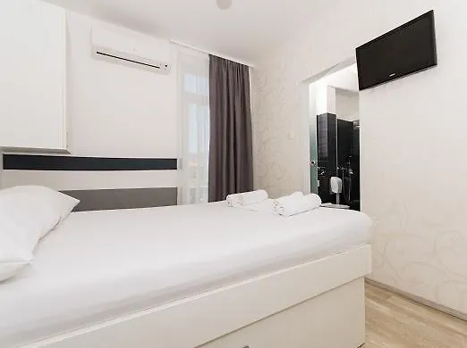 Vila White 3*, Trogir